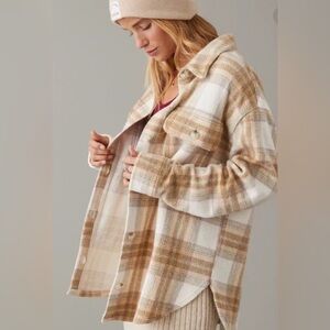 American Eagle Fleece & Love Shacket Oversized Soft Comfy Plaid Shacket Shirt XS